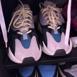 Wave Runner Yeezy 700