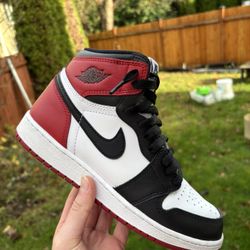 Jordan 1 Black Toe
