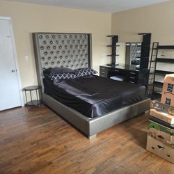 Vanity And Bed/bedframe 