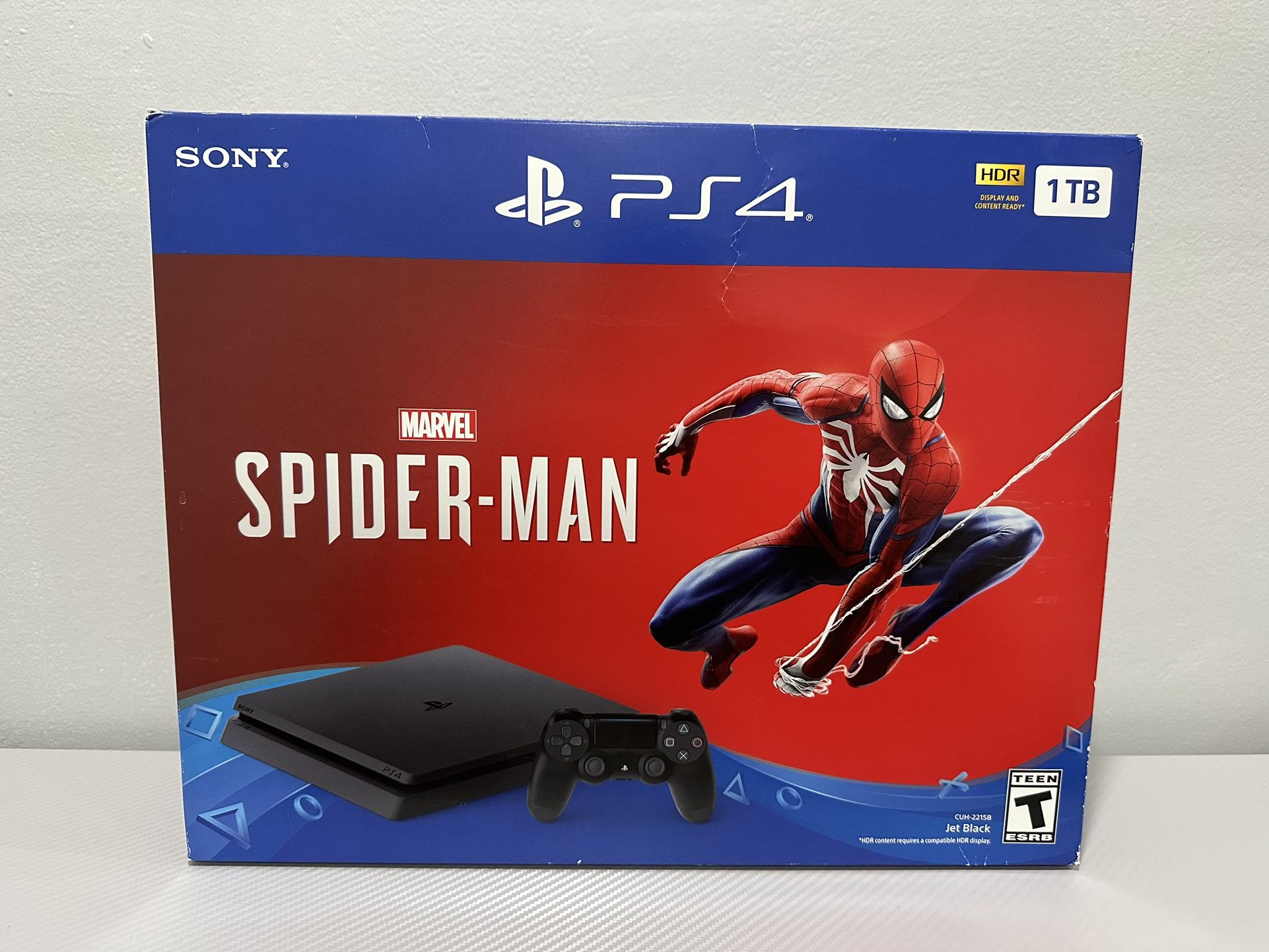 PS4 Slim Controller And Game With The Box Excellent Condition !!!