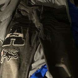 Old Season Amiri’s Size 32