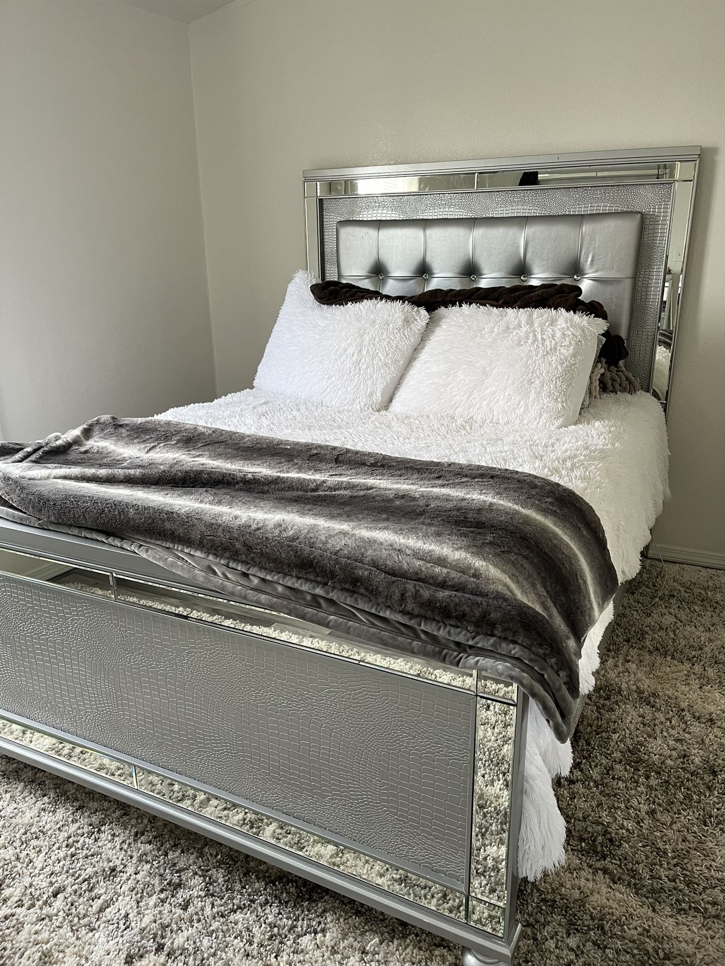 Bedroom Set