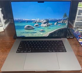 MacBook Pro 16” M1 1Tb ssd 32gb ram