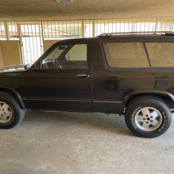 1989 Chevrolet S-10 Blazer 4.3L V-6 Super Clean
