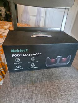 Nekteck Foot Massager with Heat & Foot Roller, Shiatsu Calf Leg Massager for Circulation and Neuropathy Pain Relief for Feet Care Home Office Gadgets