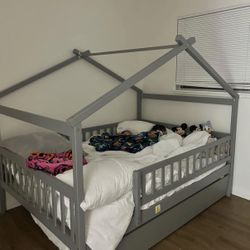 Trundle Bed Frame with Mattress 
