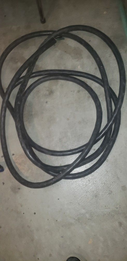20' of 8/4   Copper Cable (Each 8 Guage Wires) 