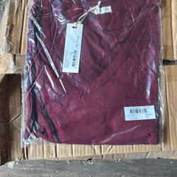 Ladies L Burgundy Blouses 