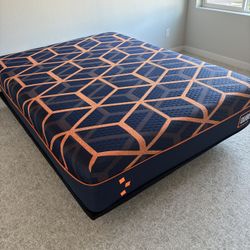 New Queen “Qube Indulgence” By BedMart