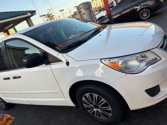 2012 Volkswagen Routan