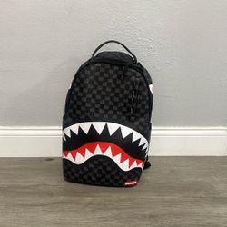 SprayGround Backpack Throw Offer 