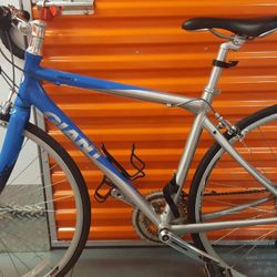GIANT OCR3W ROAD BIKE