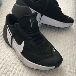 Nike Zoom.  Black And White 