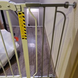 Regalo Child And Dog Gate Extender for Sale in Santa Clarita CA