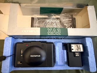 Olympus XA3 & A11 in box MINT