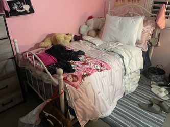 Twin girls bed frame with box metal  and mattress