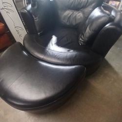 Large Size Lounge Chair with Ottamon