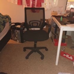 Swivel Office Chair