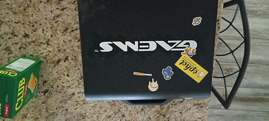 Gaems portable gaming monitor