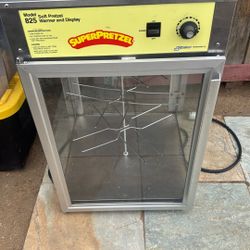 Super Pretzel Warmer and Display Model 825