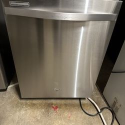 Whirlpool Dishwasher 