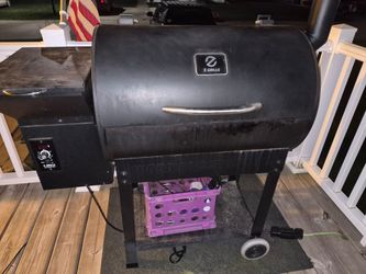 Z Grills Wood Pellet Smoker Grill