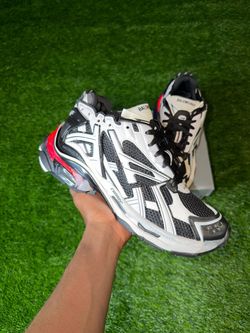 Balenci Led Runners