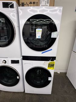 Brand new LG white electric 220 volts ventless tower washer and dryer
