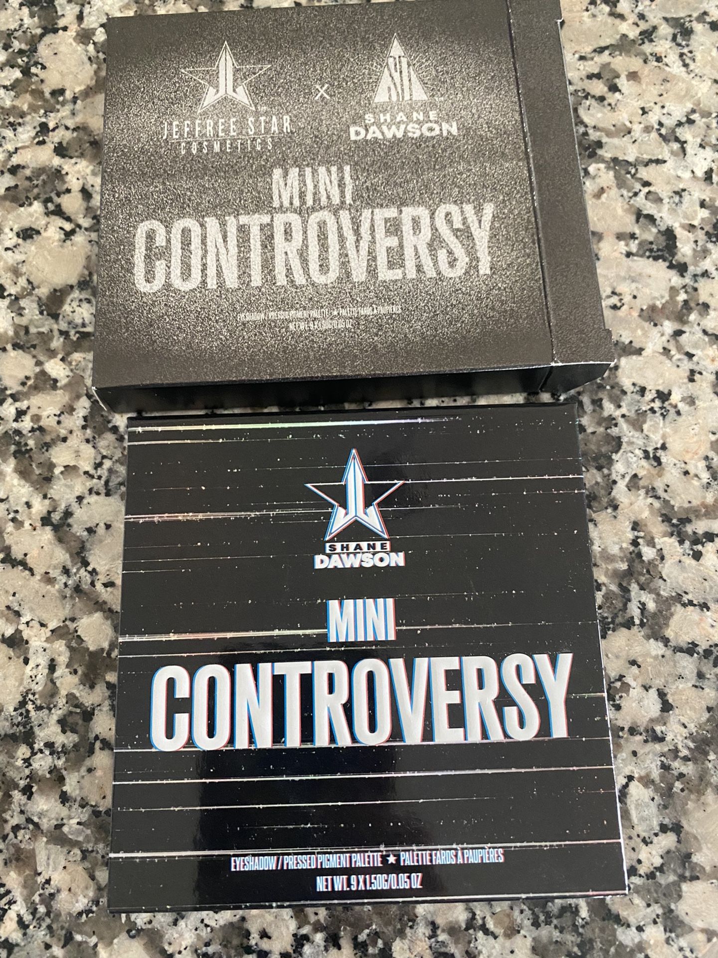 Mini Controversy Eyeshadow Palette Makeup Cosmetics 