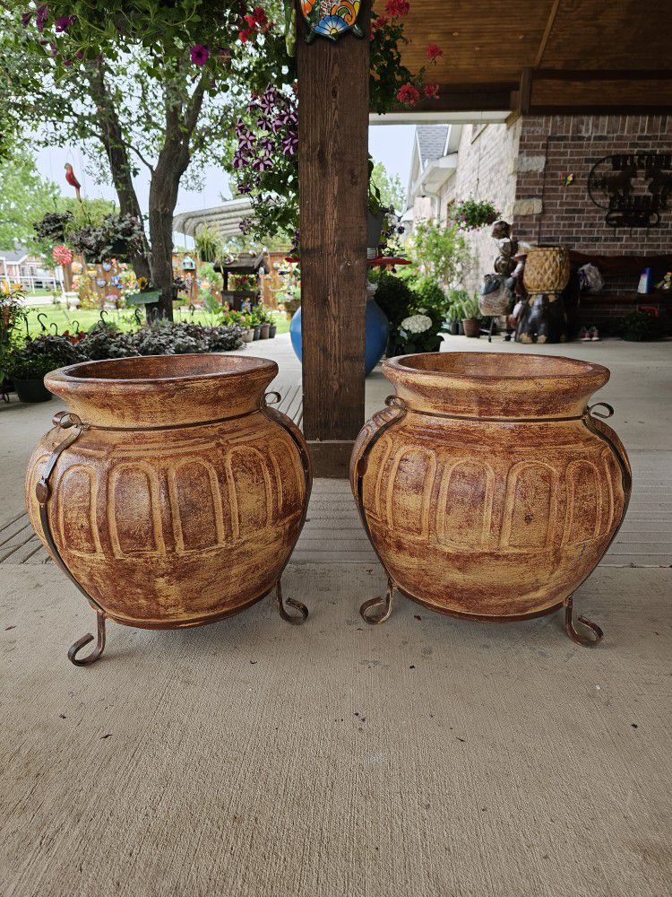 Rustic Round Clay Pots, Planters, Plants. Pottery $85 cada una