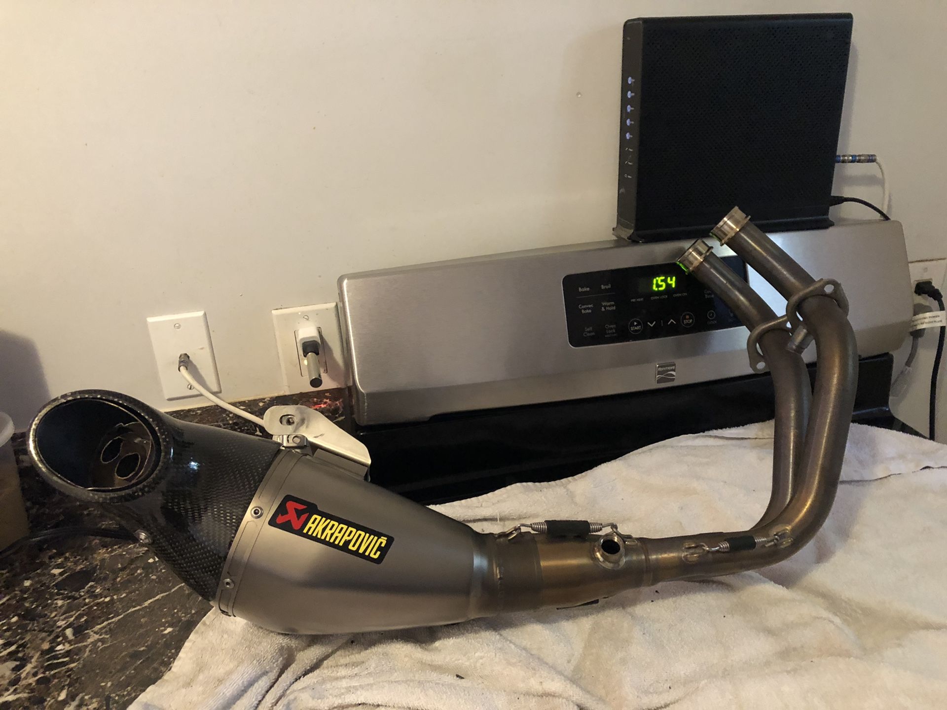 Akrapovic titanium/carbon fiber exhaust for FZ-07