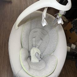 Graco Soothe My Way Versatile Baby Swing w/Removable Rocker