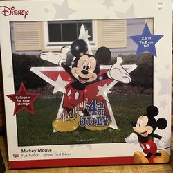 NEW 4th Of July Disney Lighted Yard Decor