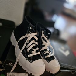 Converse Chuck Tas Lugged Hi Top Women Size  7