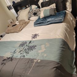 King Storage Bed With Drawers 