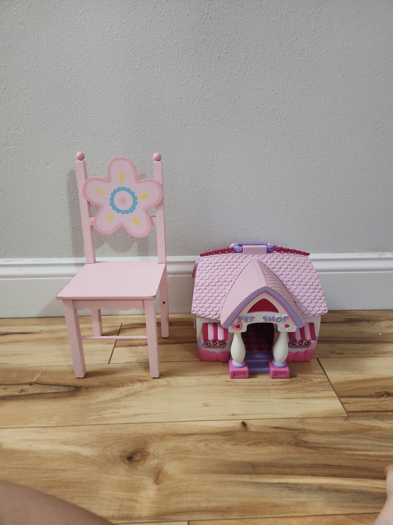 American Girl doll chair and Doll House