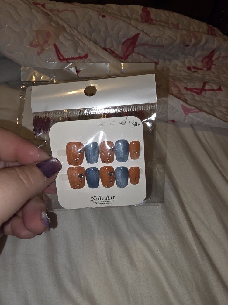 Beautiful Handmade Press-on Nails