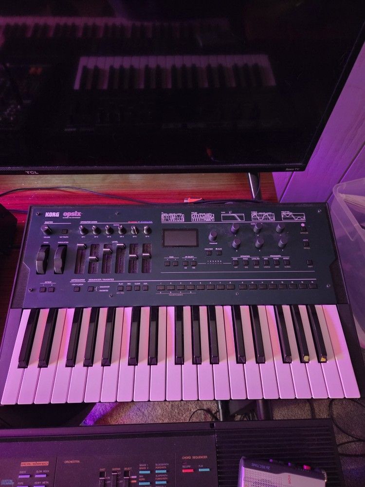 KORG Opsix FM Synthesizer