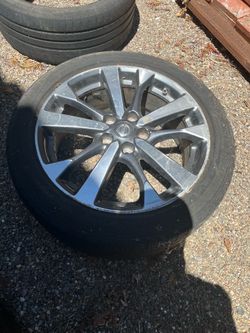 235/45 R18 tires with 19" wheel alloy Nissan rim
