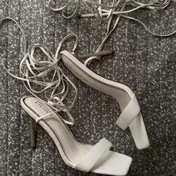 Going Out/Birthday Heels White (7 1/2) 