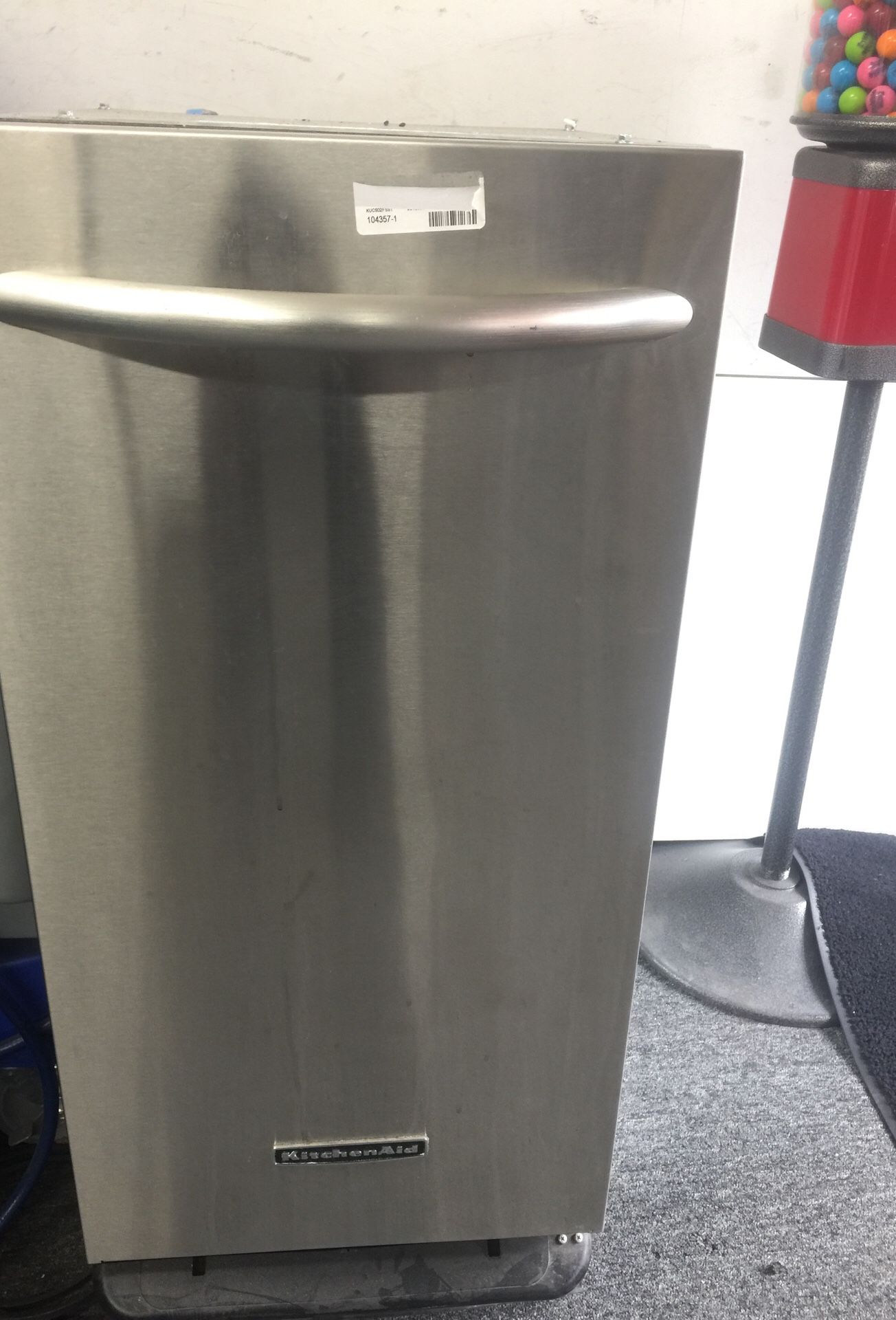 Kitchen aid compactor