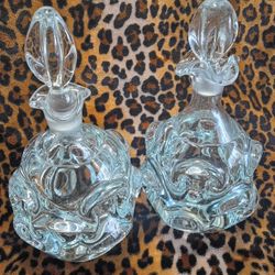 (2) MID CENTURY MODERN SWEDISH ASEDA GLASBRUK "THUMBPRINT" DECANTER DESIGNED BY BO BERGSTOM.