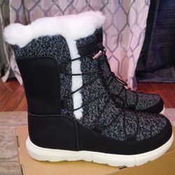 Brand New In The Box Women's Black And White 7 And 1/2 Winter Boots