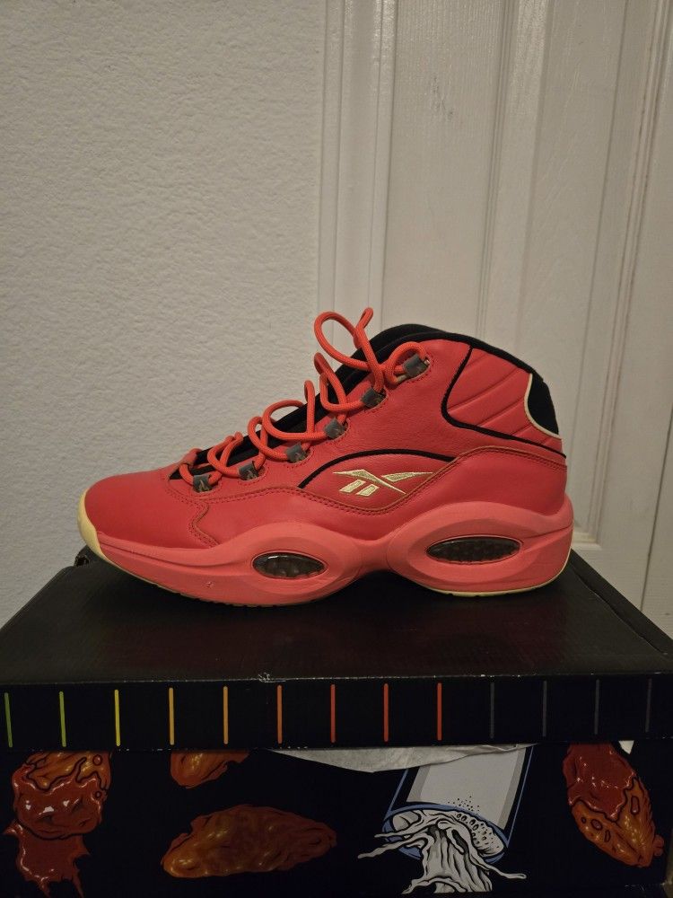Allen Iverson - Reebok Question Mid Basketball Shoes