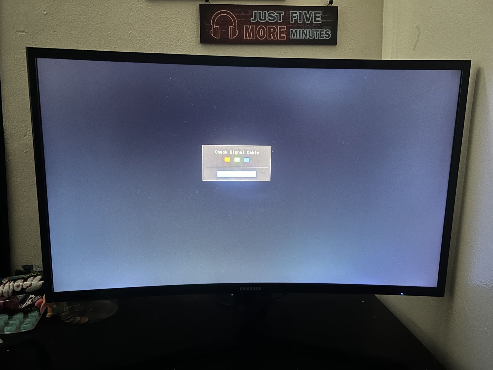 Samsung Curve Monitor 24inch