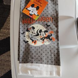 Halloween towel