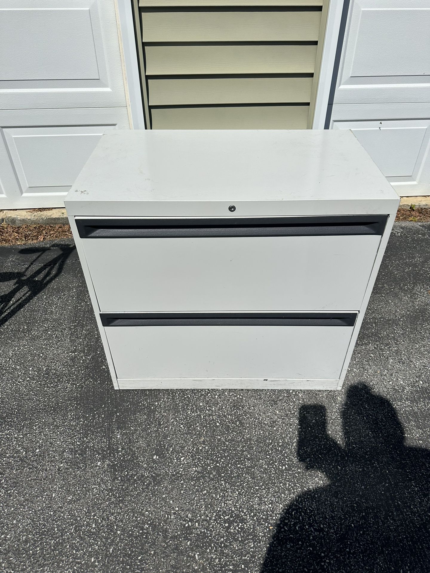 2-Drawer Lateral File Cabinet