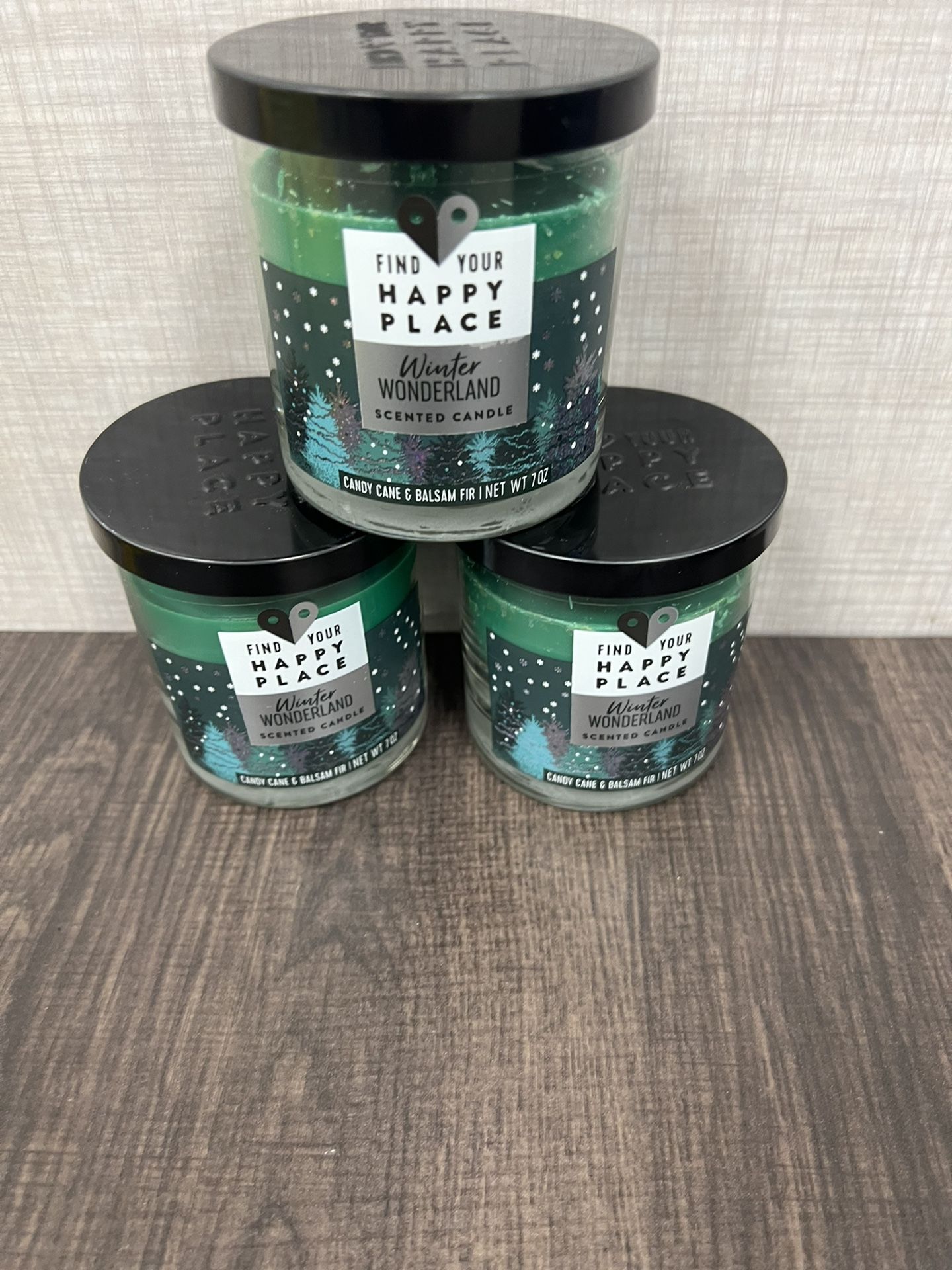 FIND YOUR HAPPY PLACE Winter WONDERLAND SCENTED CANDLE