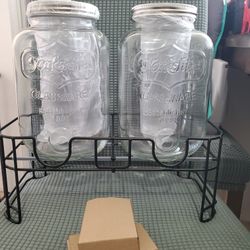 1 Gallon Glass Drink Dispensers