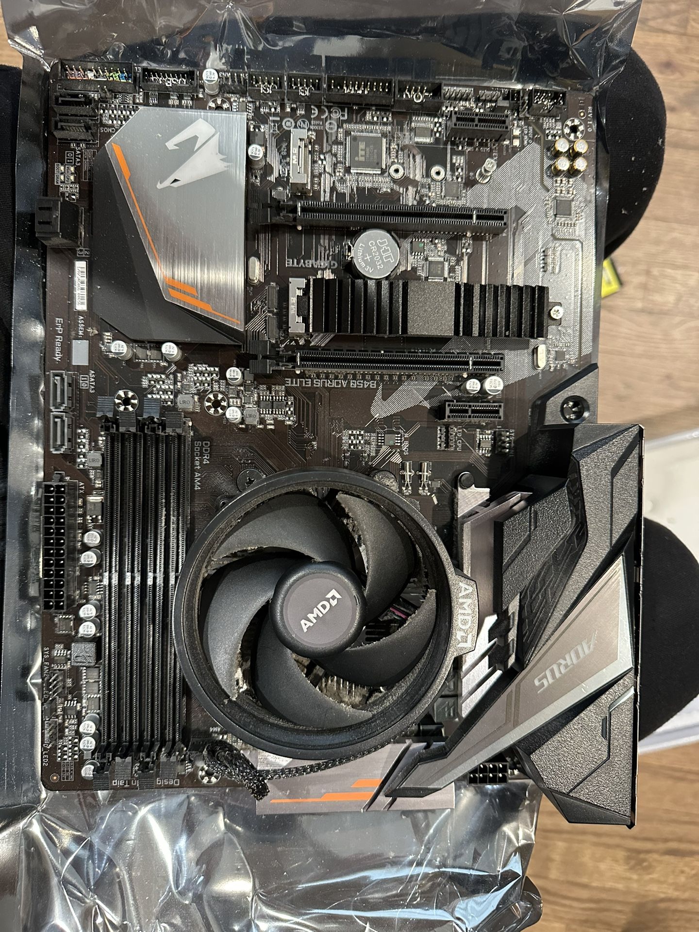 GIGABYTE B450 ATX AM4 AND RYZEN 5 3600 CPU